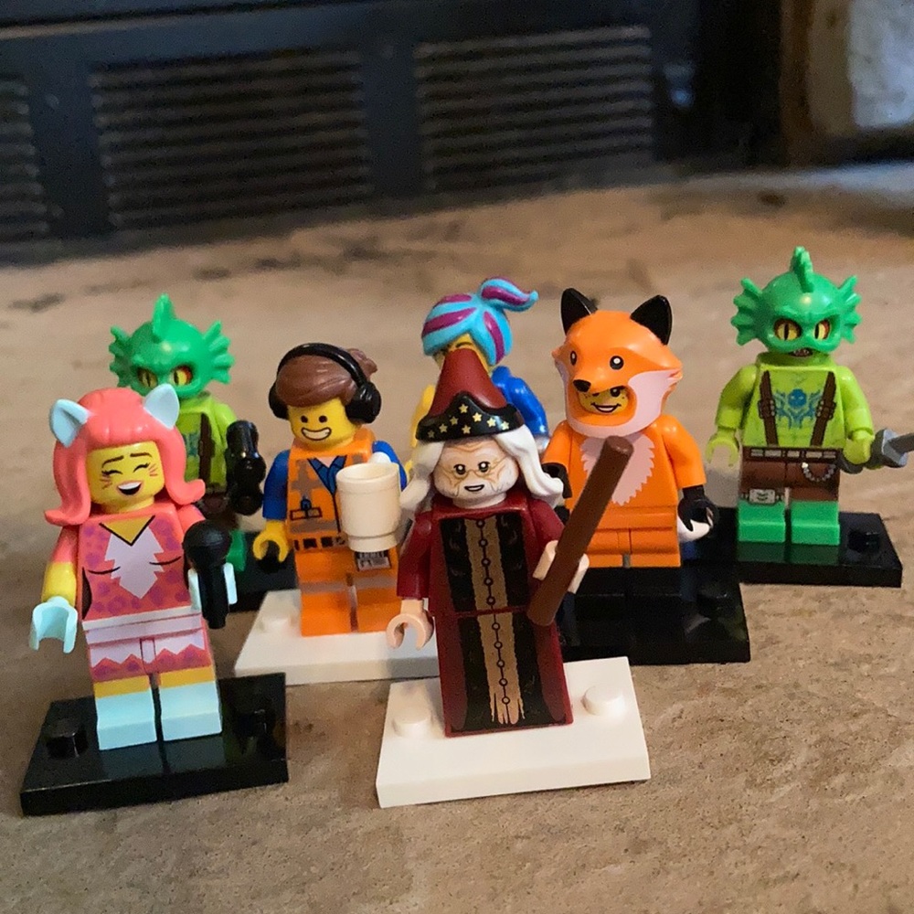 Lego figurines. Lot of 7 characters
